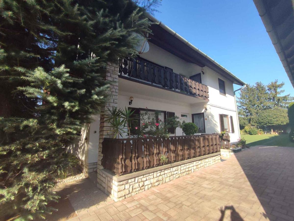 Holiday Home In Balatonboglar 45807 المظهر الخارجي الصورة